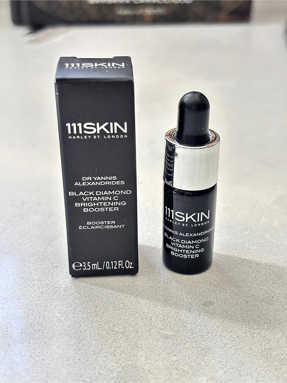 111SKIN Black Diamond O₂ Vitamin C Brightening Booster Vitamin C Booster